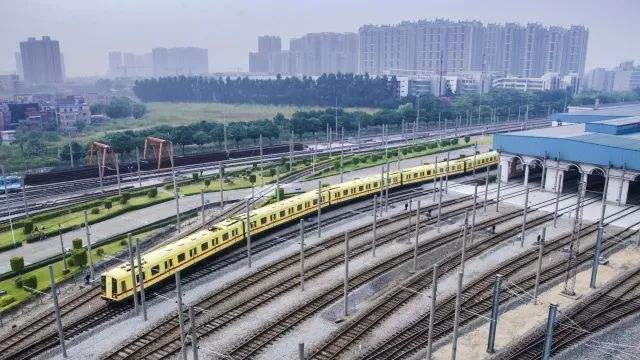 广州地铁安达西门子模块化列车