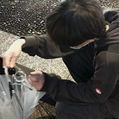 ins唯美成熟超酷真人男生头像