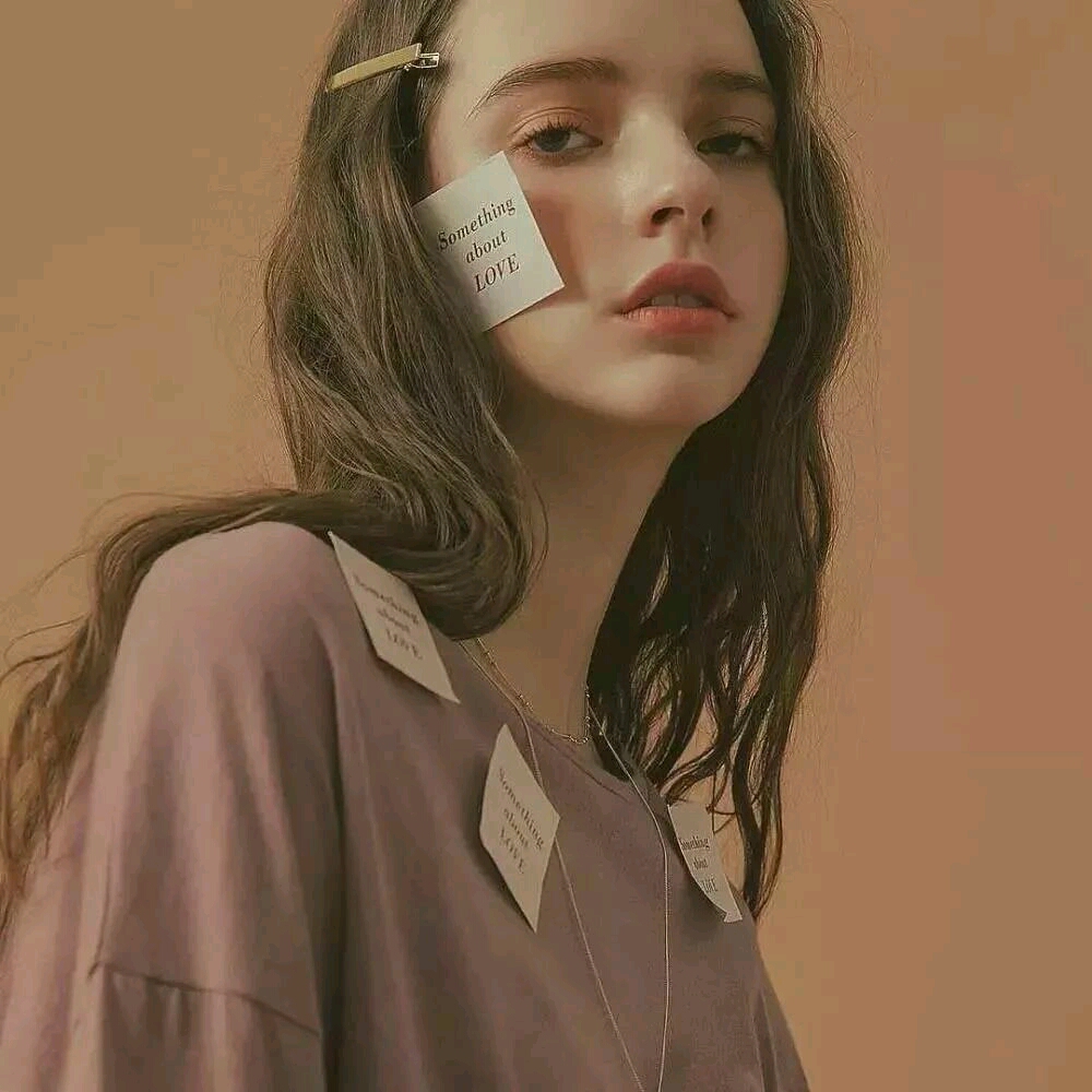 女生头像:你会坚持喜欢吗