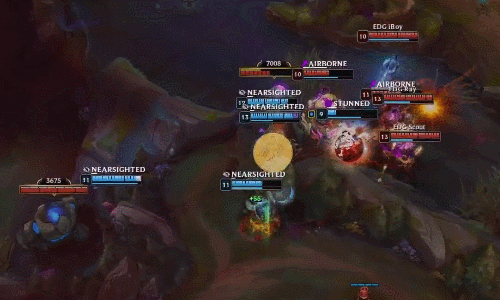 tl的团战配合tl vs edg,19分15秒左右,edg中路集结.