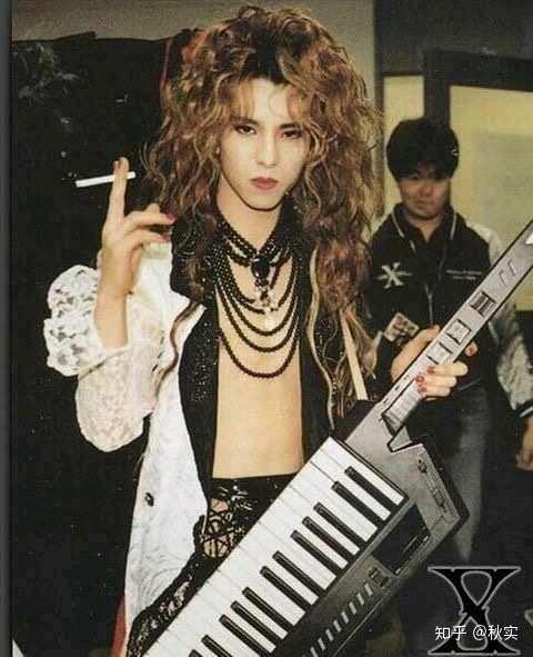 yoshiki俄罗斯女朋友,yoshiki毛妹是谁 yoshiki/林佳树自传 第三章 x诞生 02童年朋友的约定