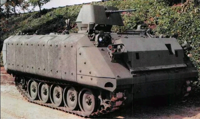 西方的5对负重轮:m113装甲车