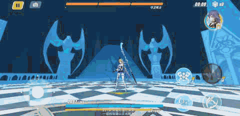 现在月魂可以闪避后不断连,一边闪一边打