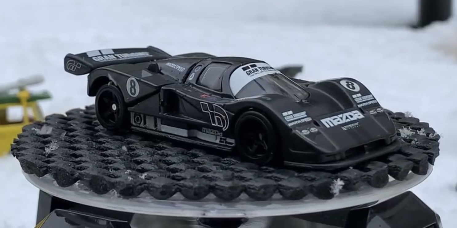 9风火轮hotwheels马自达787bstealth