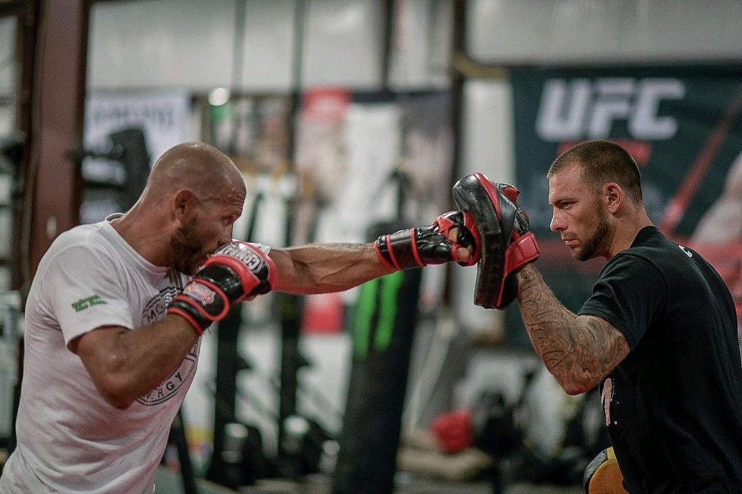 ufc轻量级选手牛仔唐纳德塞罗尼ins照片自取第二弹