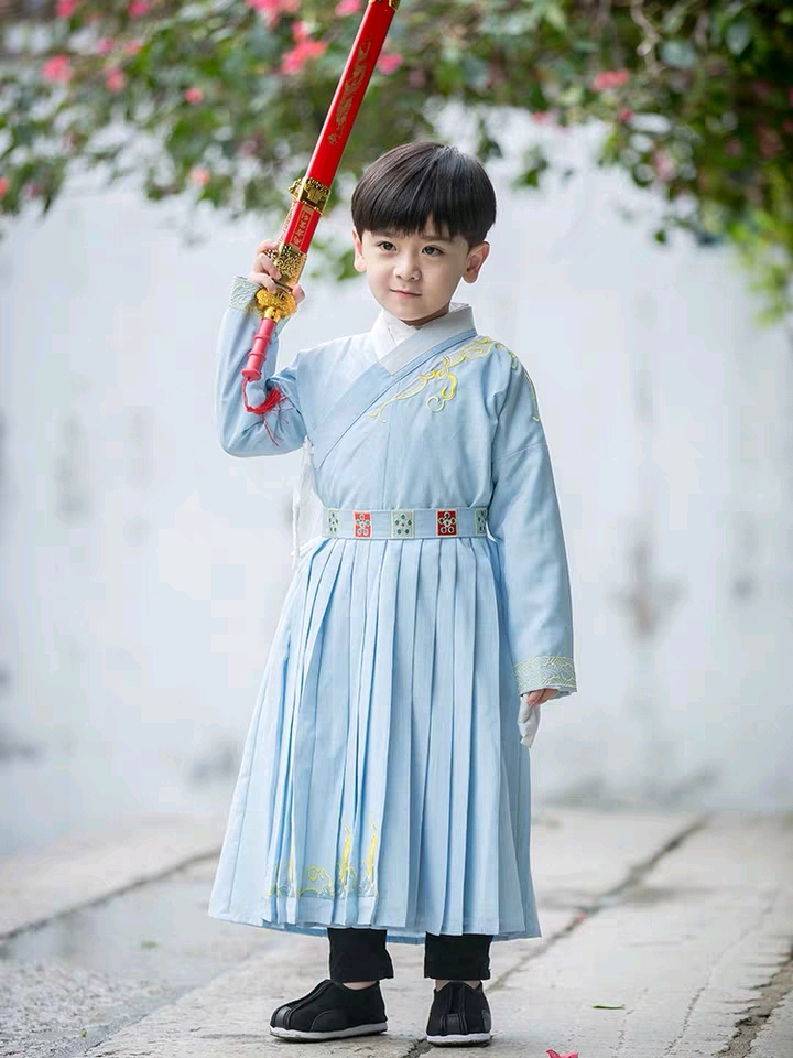 童装夏天汉服男孩穿搭,童装夏天汉服男孩穿搭图片