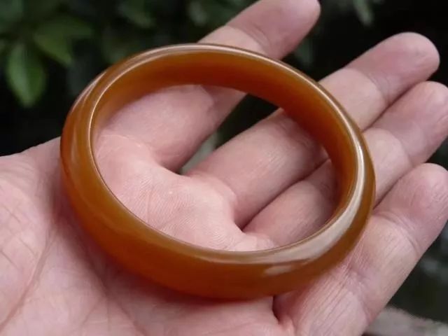 糖玉从颜色上有多种,而产地上同样有很多.