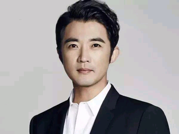 【友谊地久天长】这位韩国男星治病花光积蓄后,仍坚持向中国灾区捐款