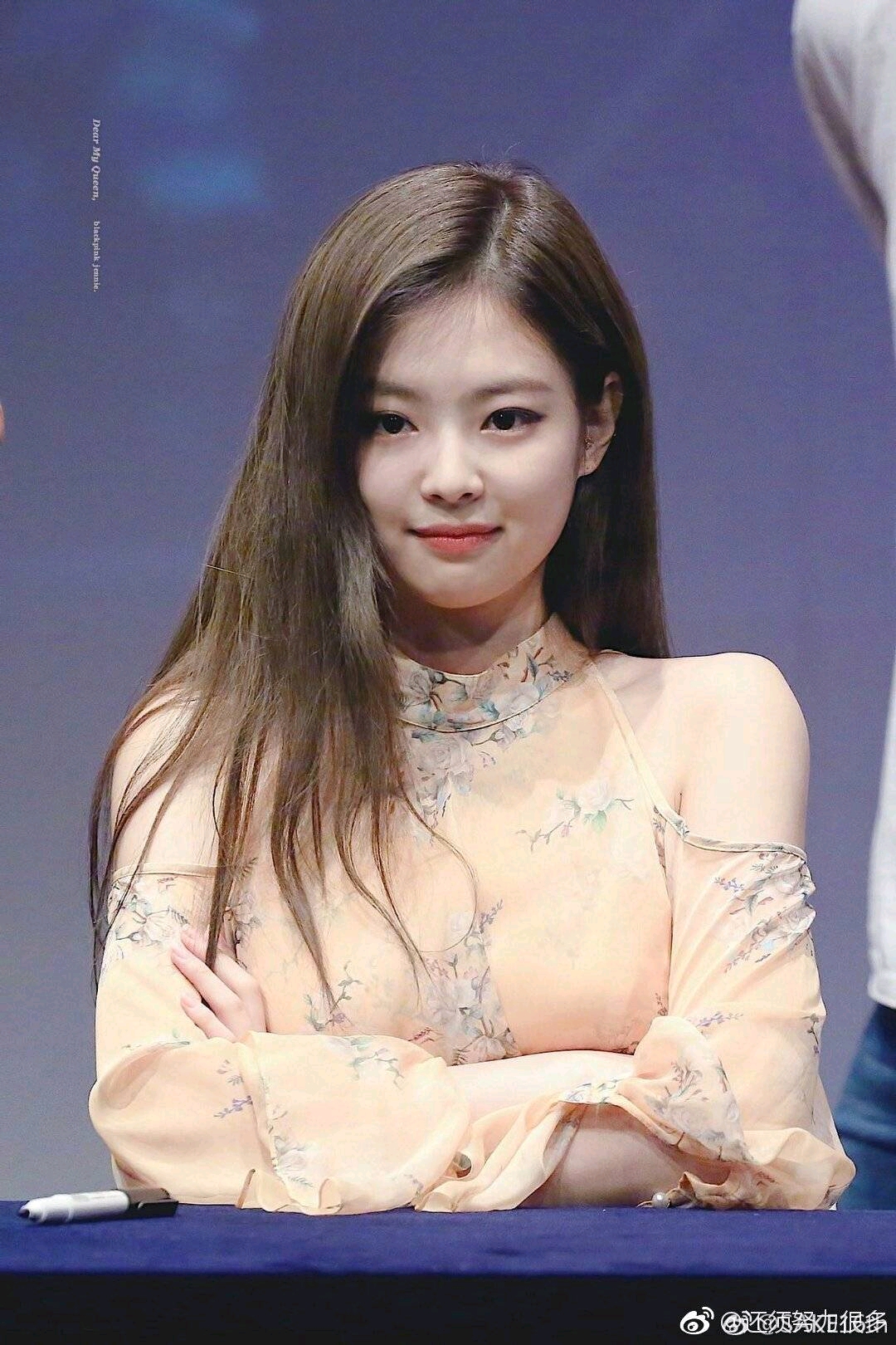 blackpink ace jennie