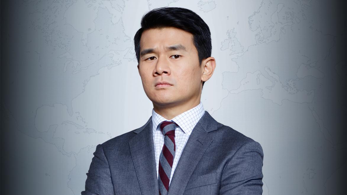 撒狗粮啦!老钱(ronny chieng)其人