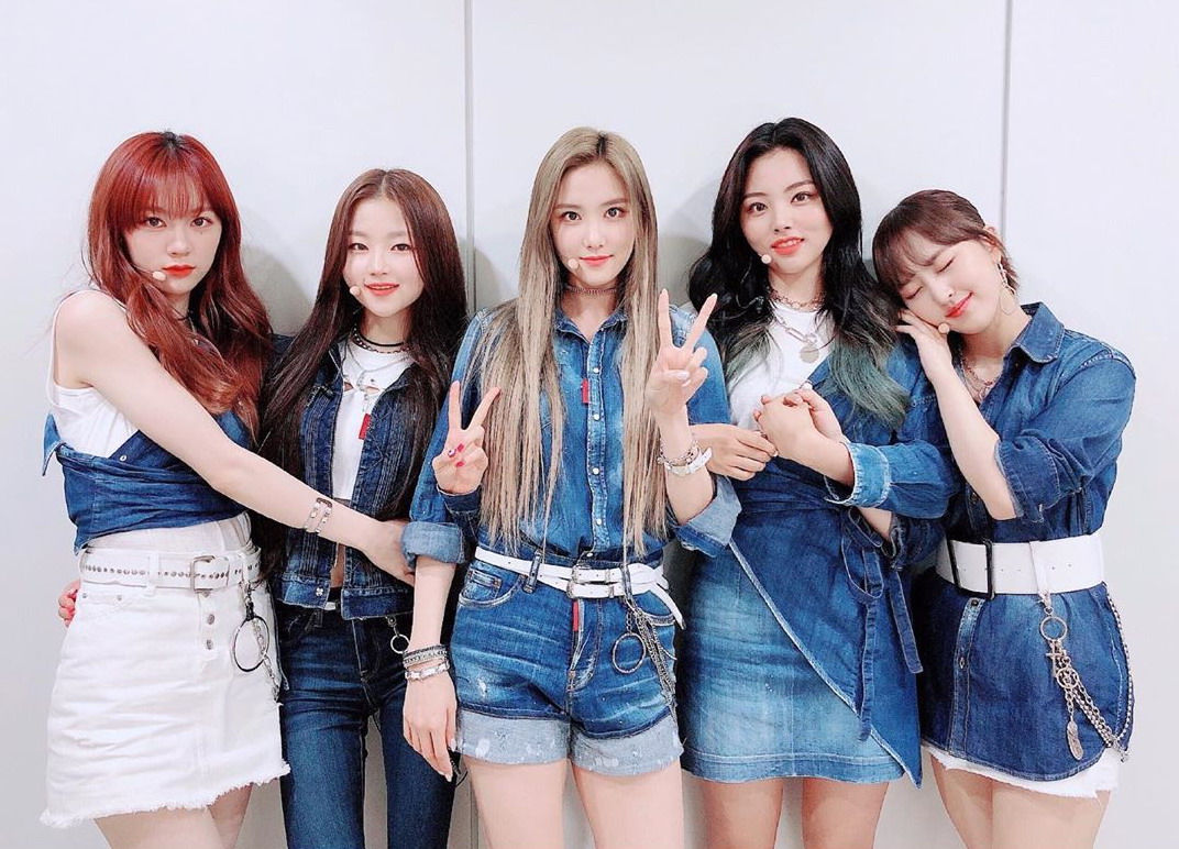 【190606】韩国女团 ins 更新:itzy,oh my girl,momoland,bvndit,nc.