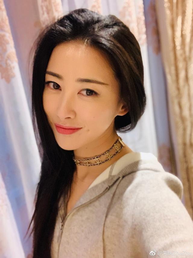 张一山版的《鹿鼎记》里韦小宝的七个老婆分别是唐艺昕,朱珠,刘颖伦