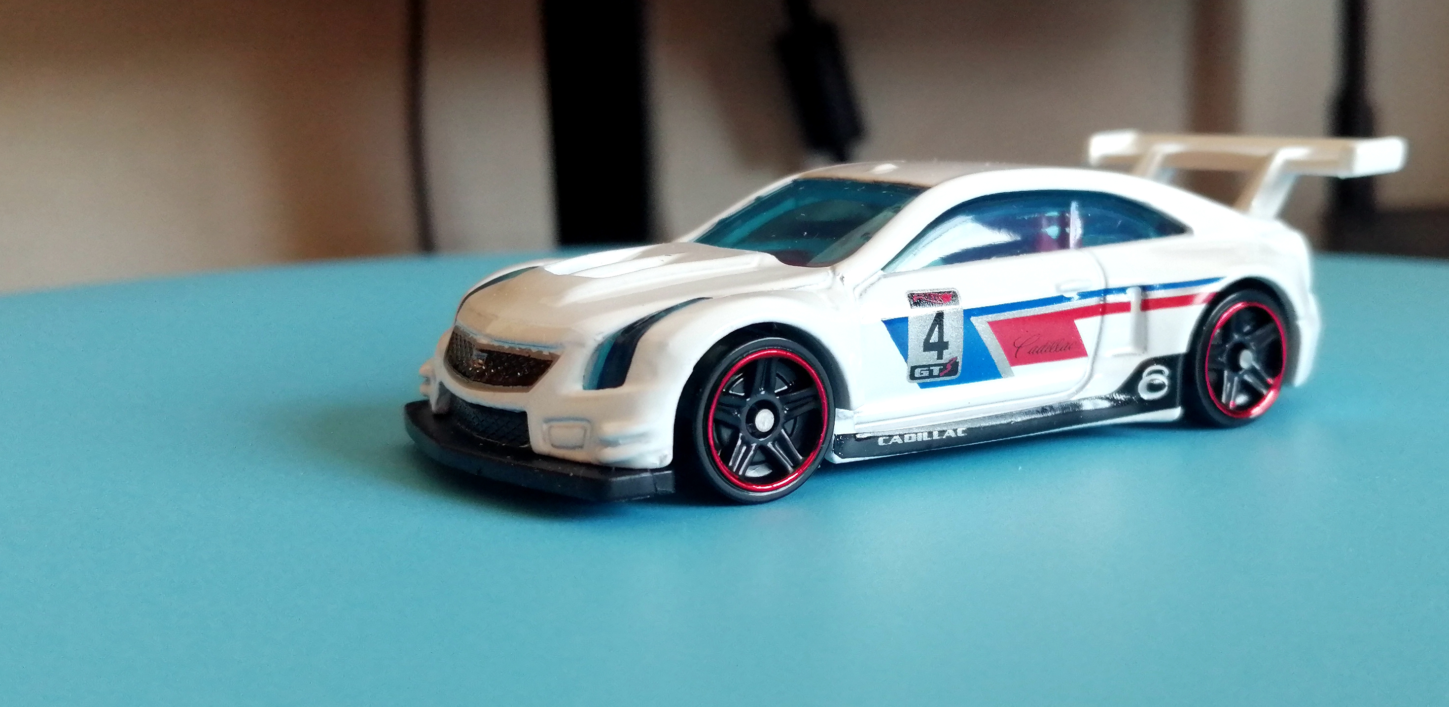 风火轮(hot wheels):2016 cadillac ats-v r(凯迪拉克