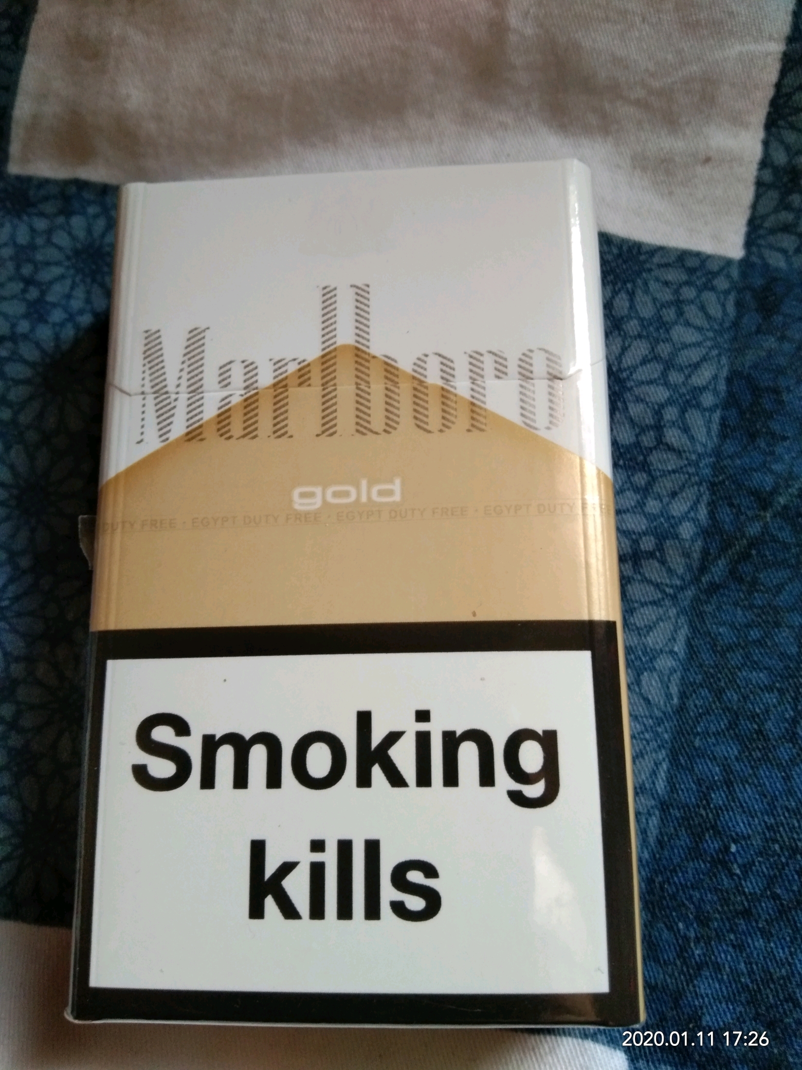 万宝路-"marlboro"从新手一路走来,一年外烟历程!