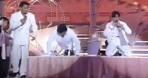 明星有哪些尴尬的瞬间陈小春杨幂你这样穿让我会有反应