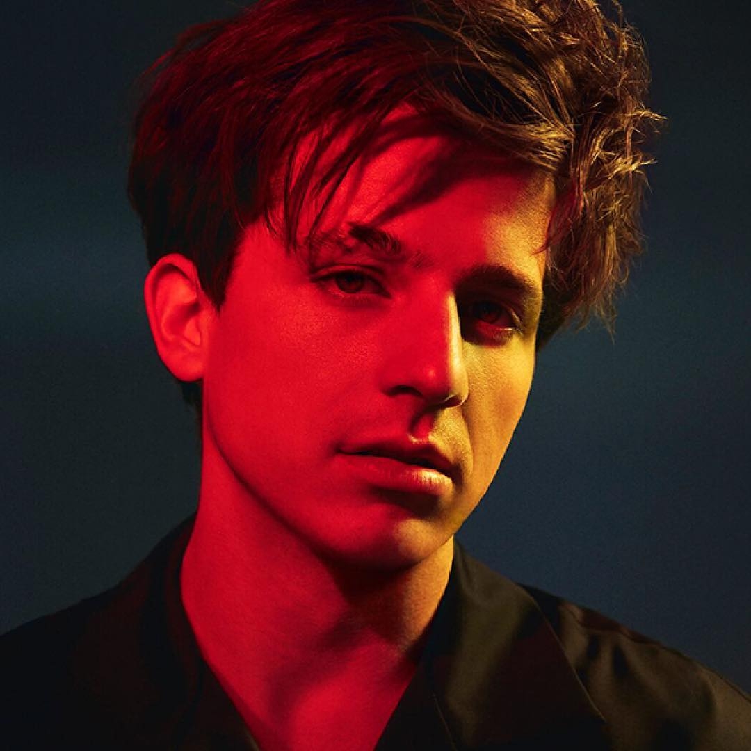 charlie puth:断眉最具音乐才华的欧美90后歌手