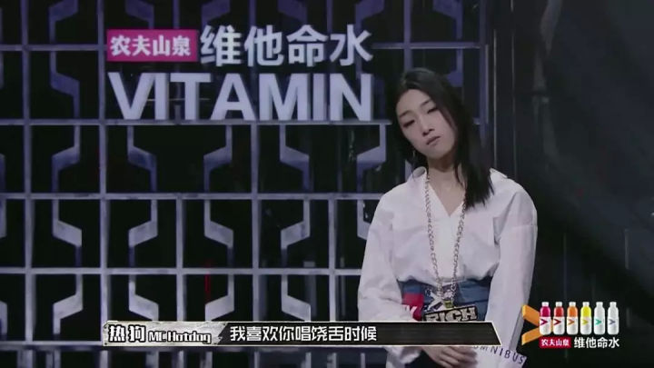 或者是情趣类似情趣内衣的卷轴去爱奇艺装备之夜走一走(所以脏辫儿配原版上古5尖叫穿着裙子图片