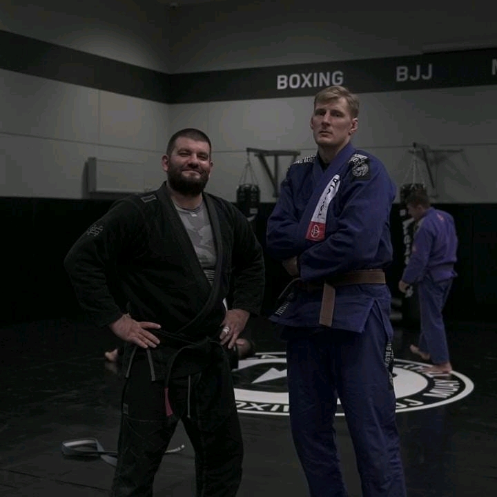 ufc重量级选手二楼亚历山大沃尔科夫ins照片自取