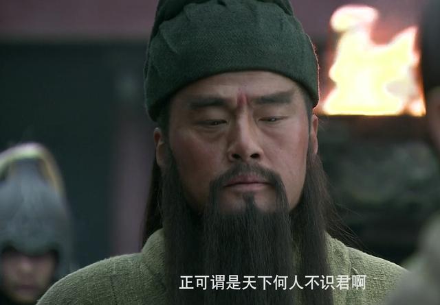 新三国袁绍为庶子袁术为嫡子为何十八路诸侯都愿意投奔袁绍