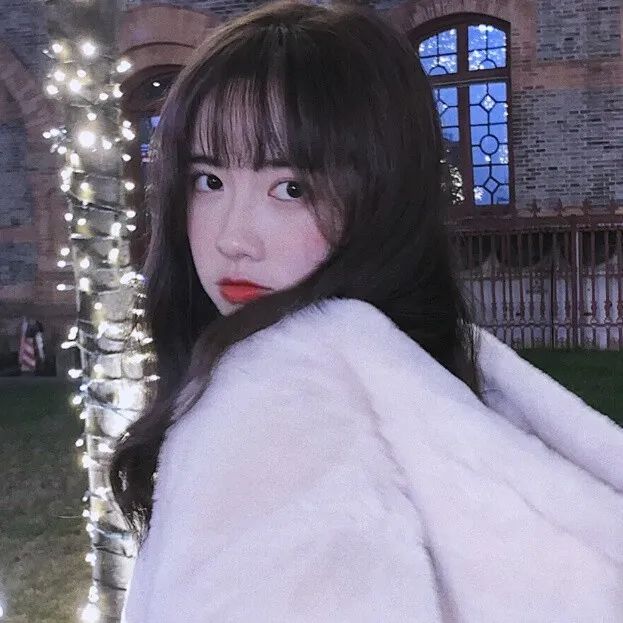 一组超美腻的女生头像请签收