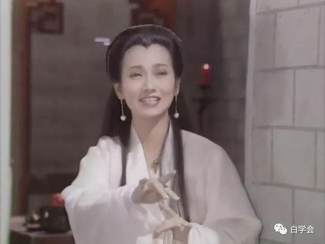 新白娘子传奇小青雷峰塔探望姐姐听哭你的唱词原来有典故