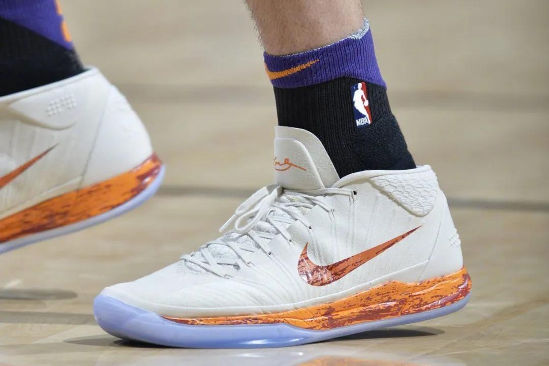 undftd x nike kobe 1 protro pe 另一双科比系列的篮球鞋: nike