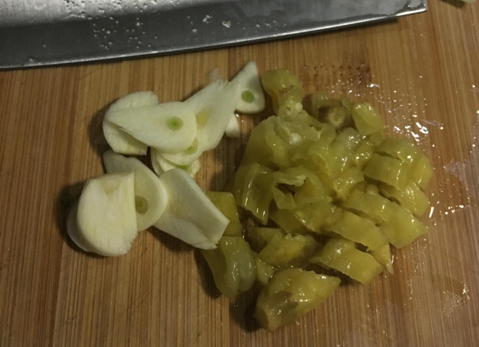 在家怎样腌制黄瓜又脆又好吃 548102d67179d18f5e29c0454f69309f2d5119b8.jpg