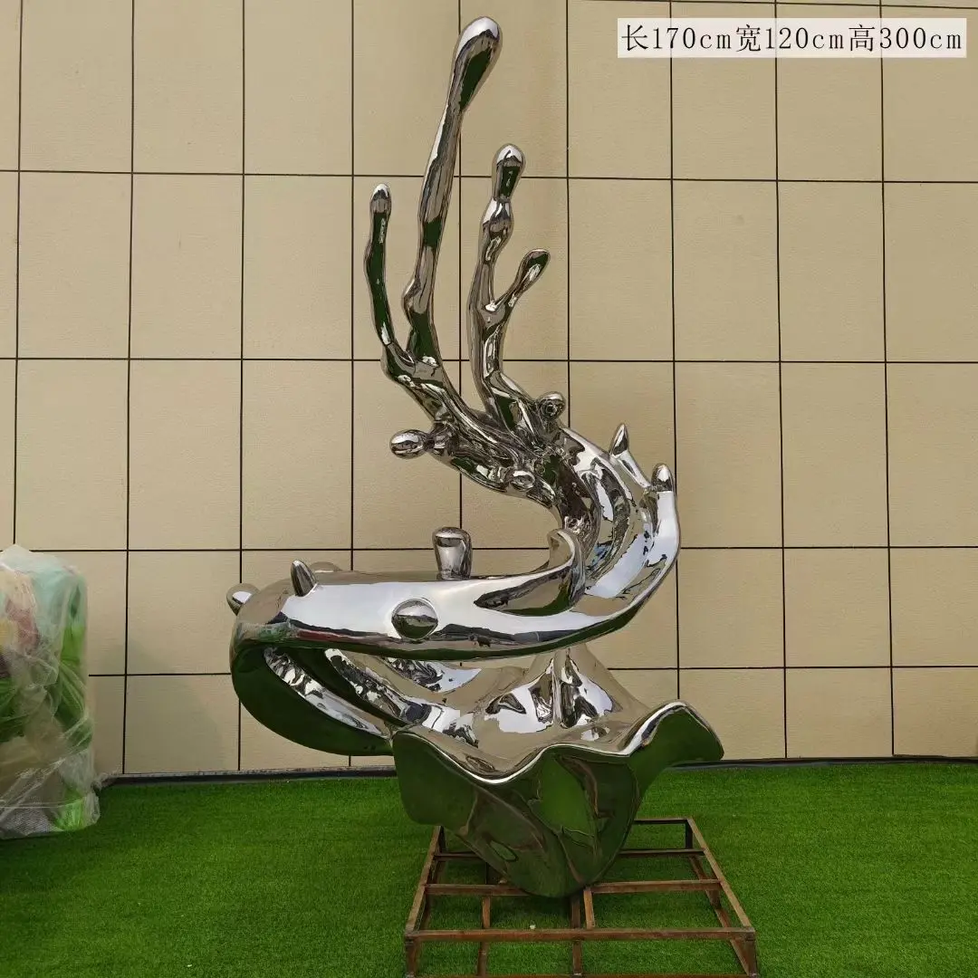 不锈钢制作的雕塑景观小品