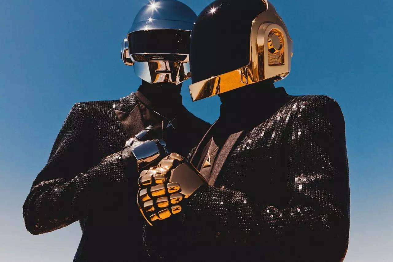 daft punk解散,听黑胶哭着说永远的神