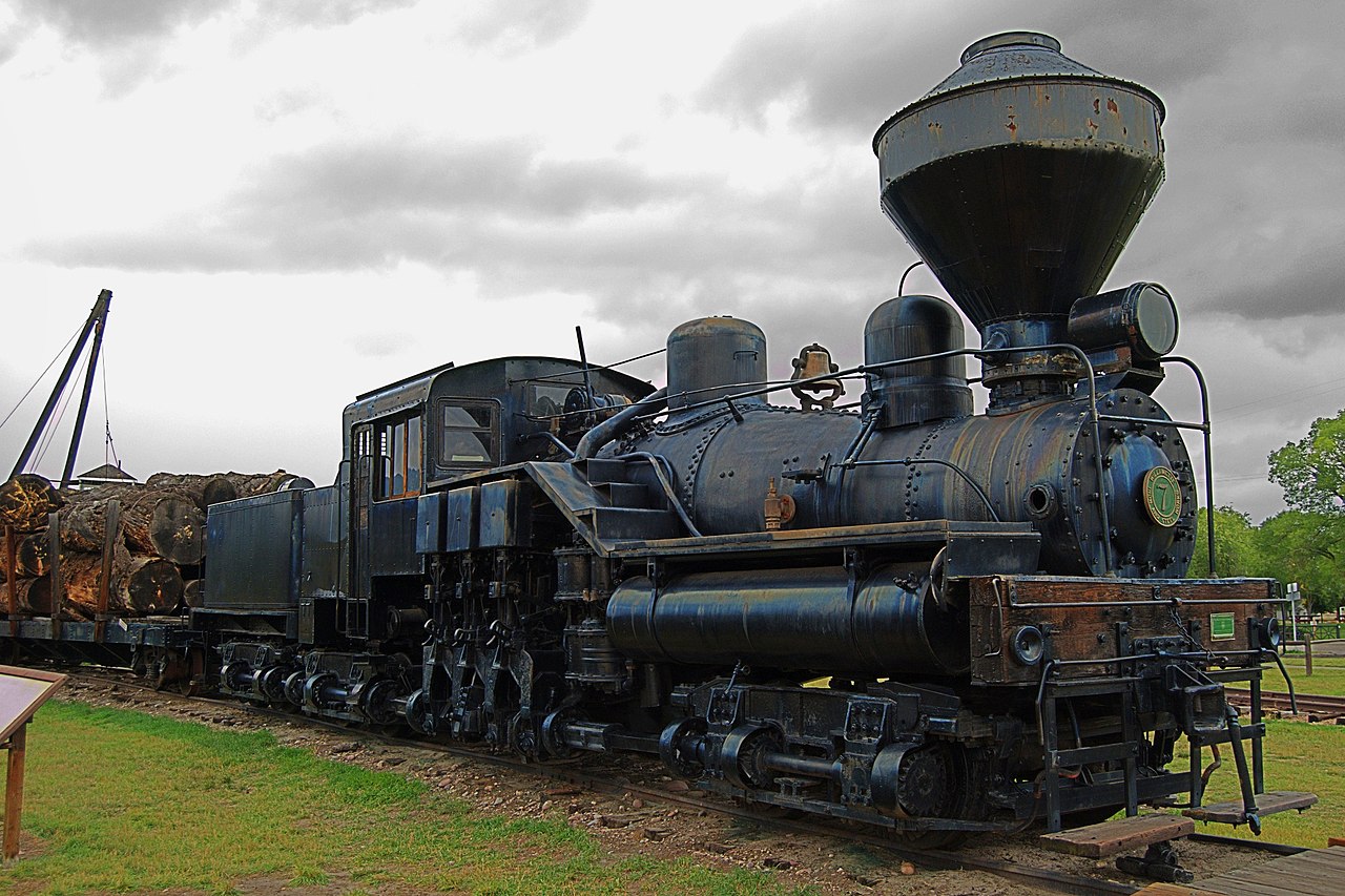 "心脏"外露的钢铁巨人——外形奇特的齿轮传动蒸汽机车(上)