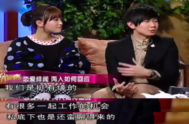 转当红女星沦落街头卖唱曾被韩寒公开表白她怎么成这样了