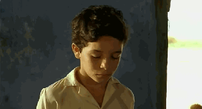 影视 电影 每日推荐:一部最好的公路电影《中央车站》 gif