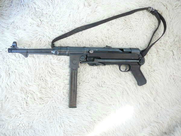 二战各国单兵武器介绍第七期 MP40冲锋枪-