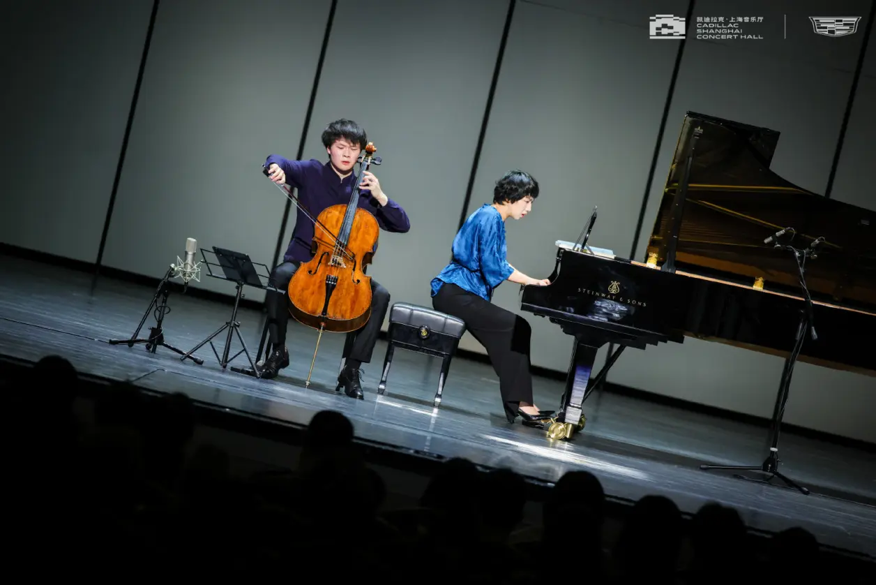 乐评丨五部大提琴奏鸣曲,重走乐圣的「伟大」之路——评陈亦柏与史博阳演绎贝多芬钢琴