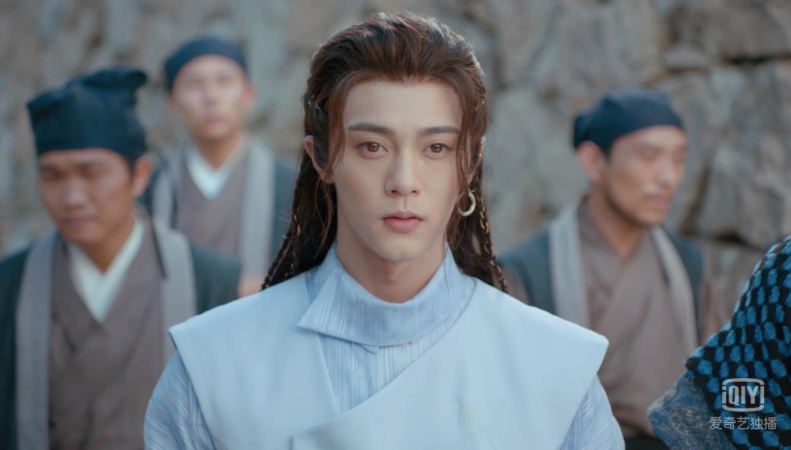 天舞纪:苏犹怜能败紫尊?玉风穆深藏不露?一个靠剑灵一