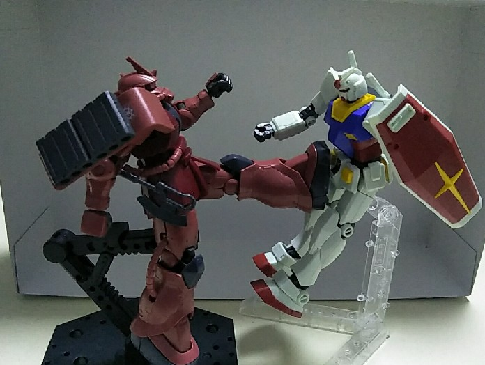 夏亚飞踢!