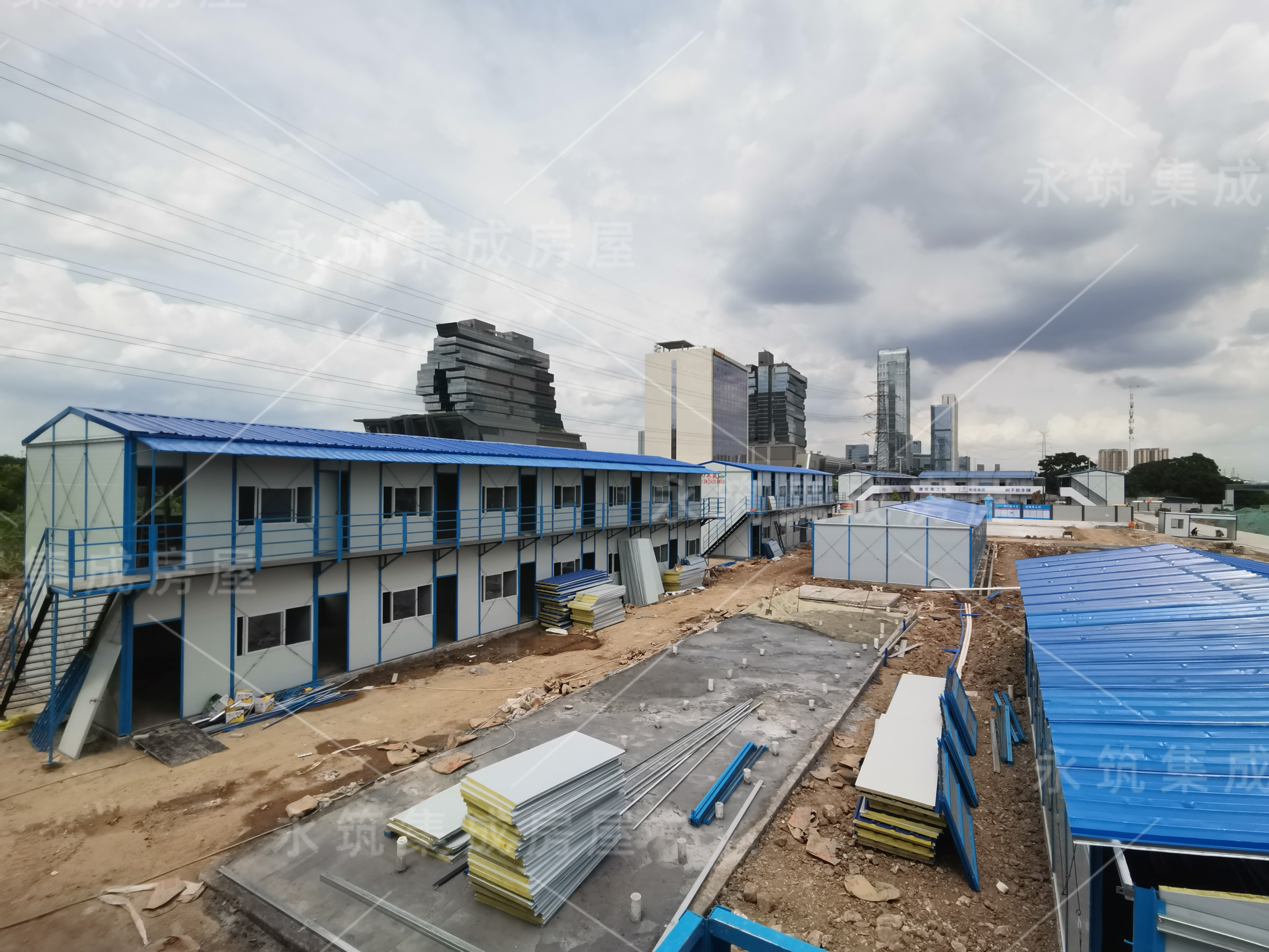 (三)安装便捷,广州工地彩钢住人板房建造完全实现了工厂预制和现场