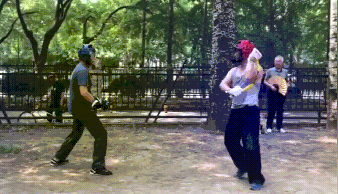 双节棍的实战性训练这样作才能更好的提升