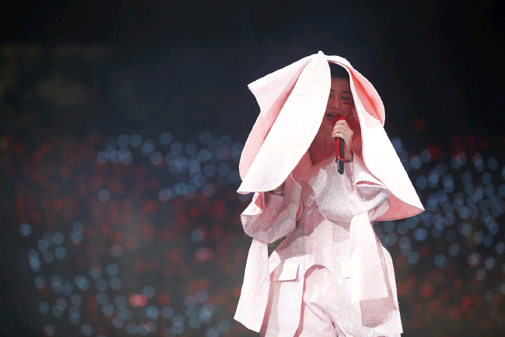 华晨宇2019演唱会图片