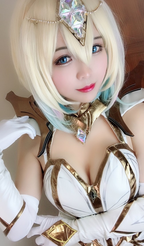 我,女装大佬,打钱(3) 大元素使拉克丝cosplay&普通毛衣秀>