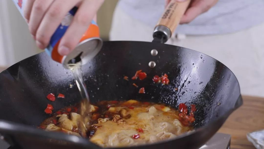 鸭肉粉配冰可乐,给你超大份的a鸭肉!阴虚肥肠图片