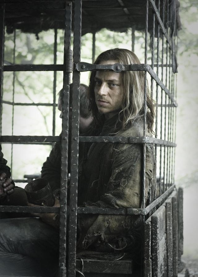 亲手打造权力的游戏中贾昆赠给二丫的神秘硬币