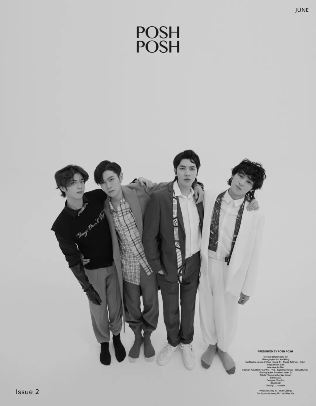 posh posh × awaken-f 我们翻了他们的手机,他们的包