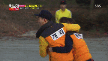 【gif】姜gary和宋智孝的有爱瞬间