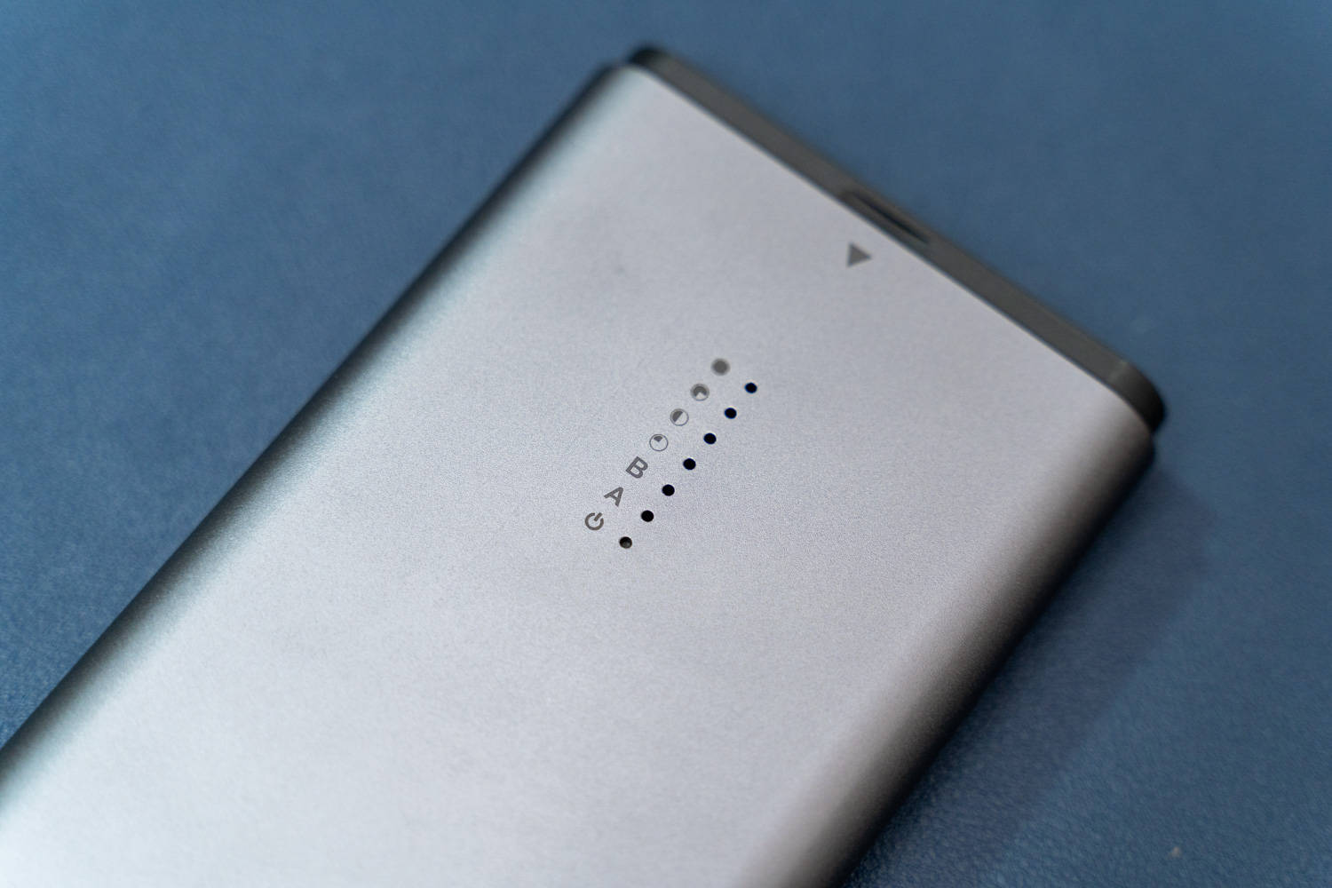 mac mini双屏方案 60959f47ac40082e3ddfddc69e18cd17dd6bb158.jpg