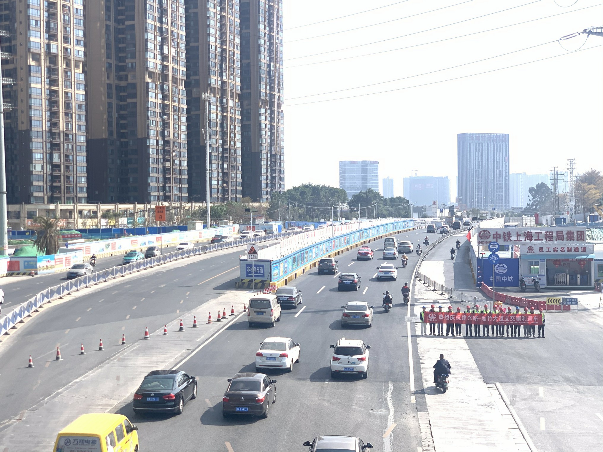 南宁市建兴路-厢竹大道立交段快环主线全幅开放交通