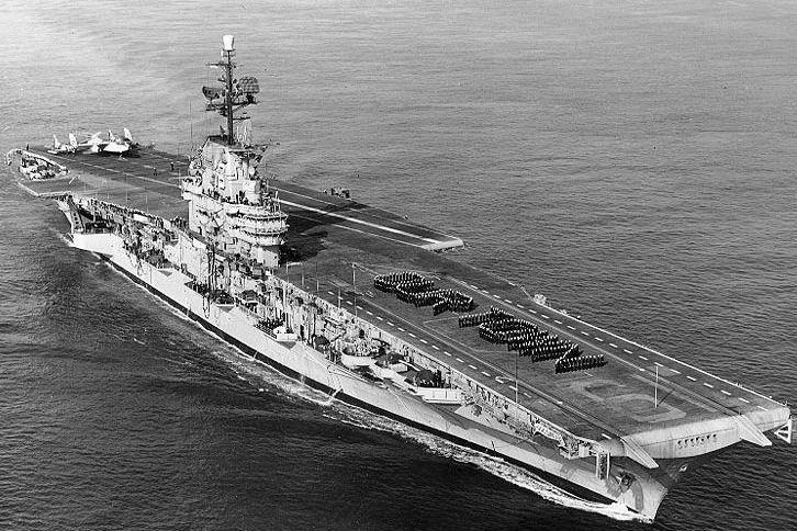 科技 人文历史 美国的航母之路    埃塞克斯级航空母舰是美国海军建造