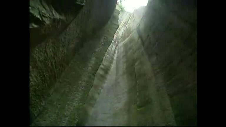 水月洞天里面的取景应该是非常美的了 用实景拍摄,景色的确会让人