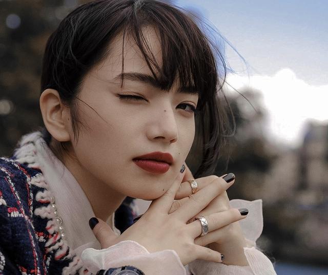 复古高级风暗黑系厌世妆来袭!简单好上手,出街你就是酷girl