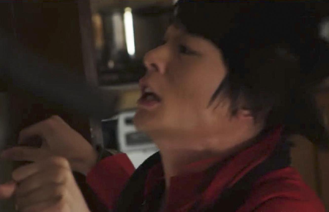 这个梗的开创者名为佐藤太郎,这位角色也是主角桐生战兔现在的模样